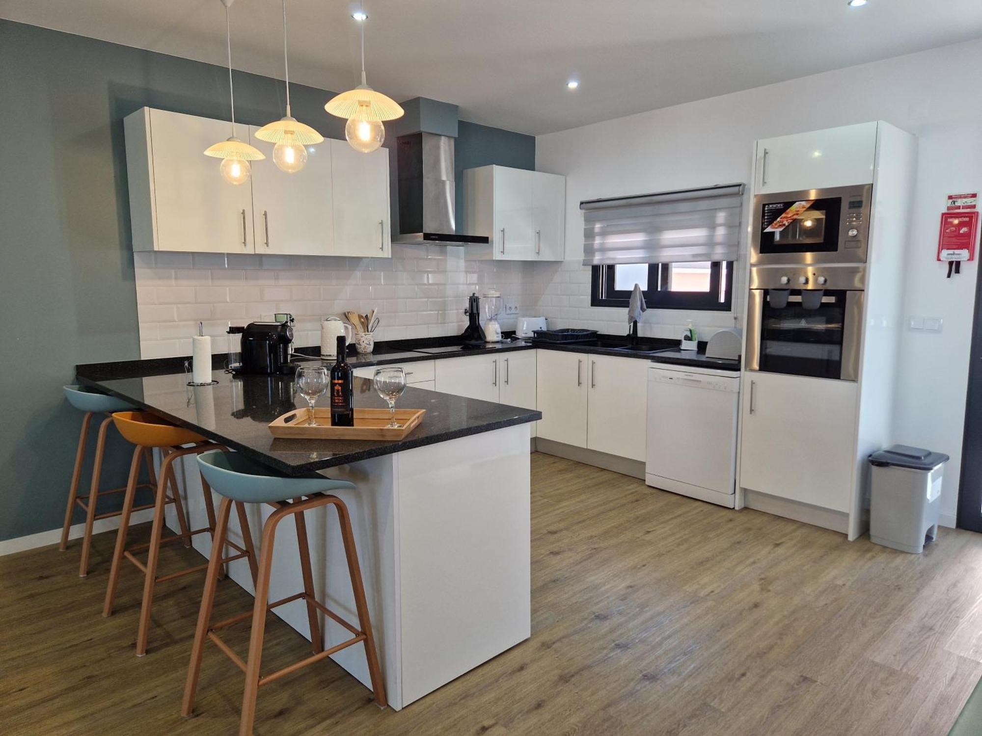 C - Delightful 2 Bedroom Vacation Home 마치코 외부 사진
